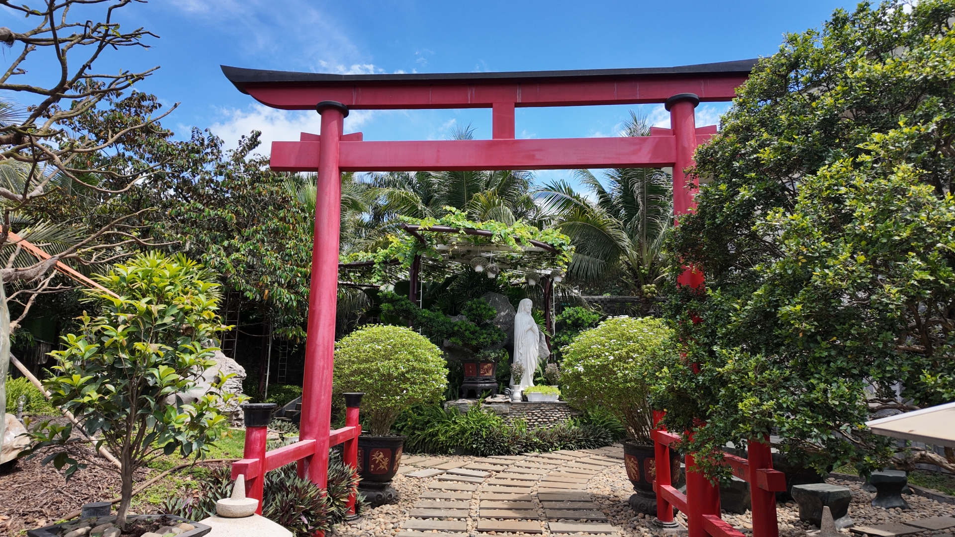 Dự án Anh Thụy - Chị Liên