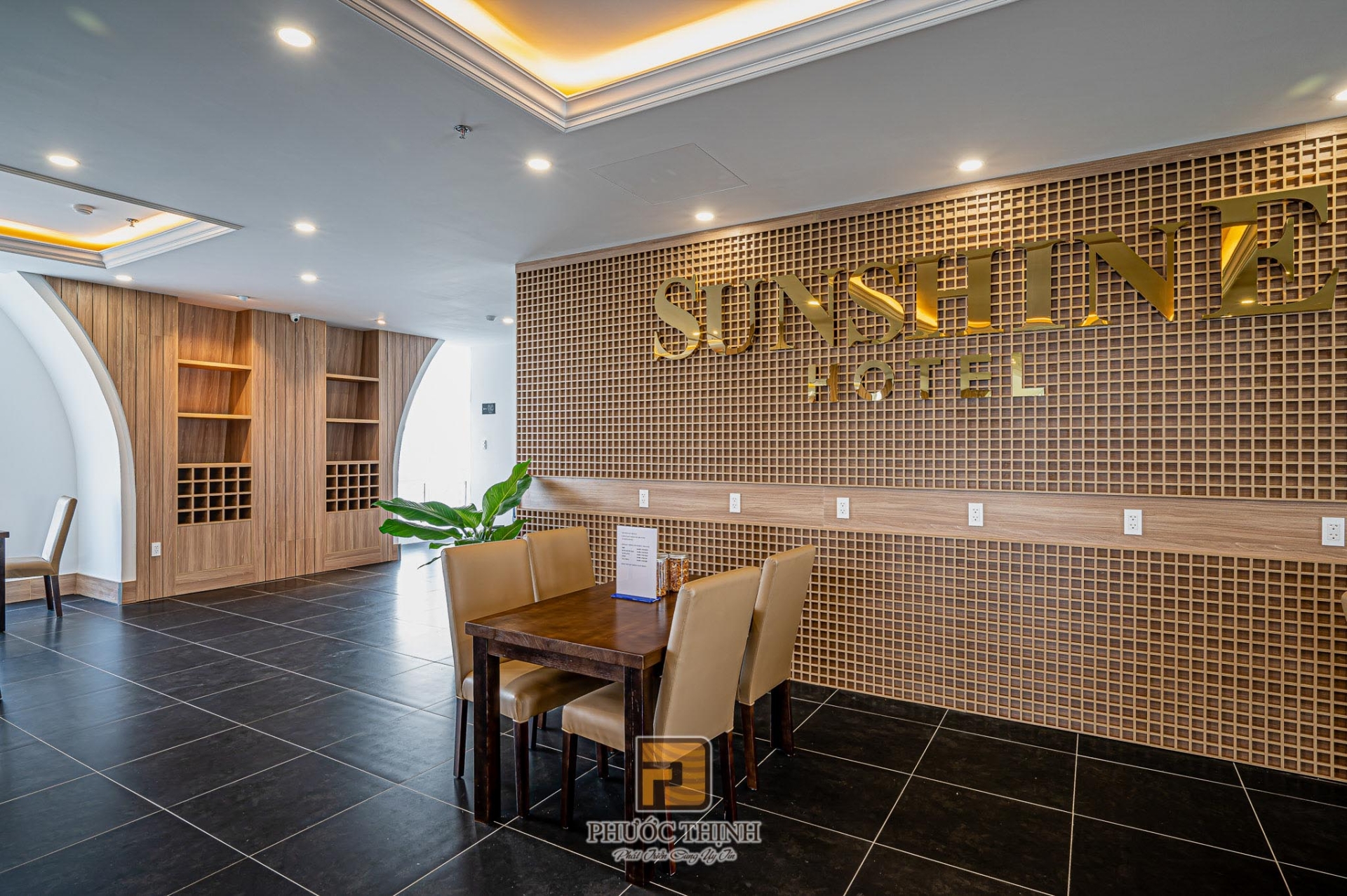 Sunshine Hotel
